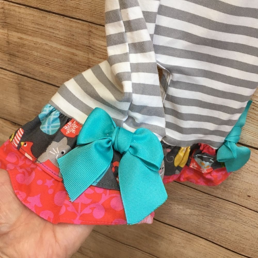 RICRAC & RUFFLES RUFFLE MONOGRAMMED ROMPER - Picture 5 of 7